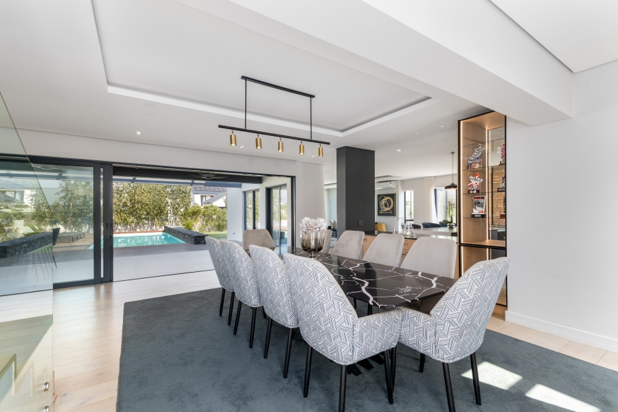 5 Bedroom Property for Sale in Val De Vie Estate Western Cape